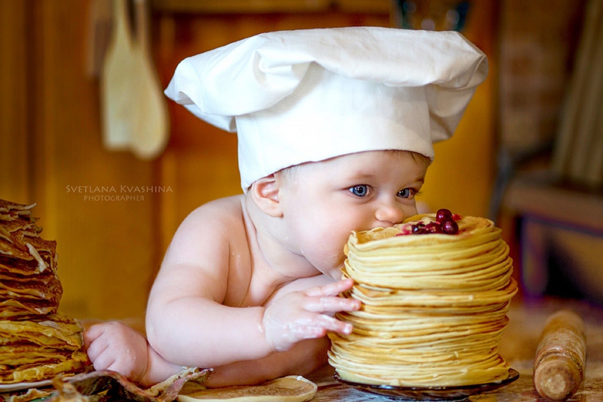 Fond d'écran bébé gourmand & crêpes Baby & pancakes